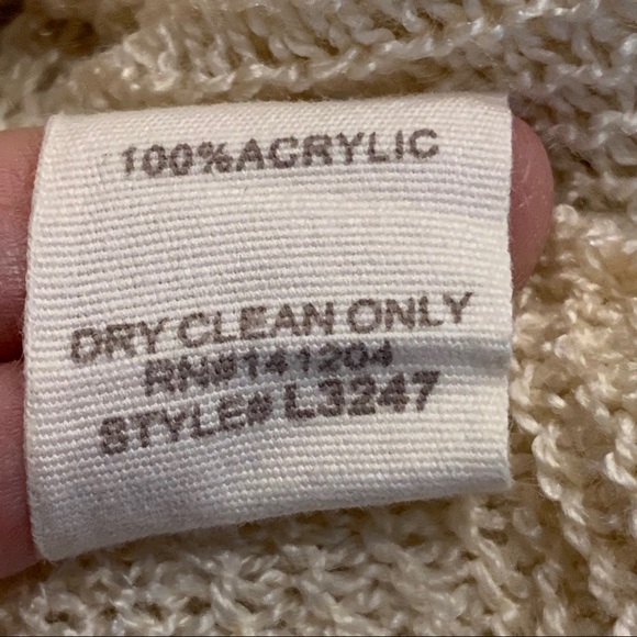 JACKS Crocheted Short Sleeve Tasseled Sweater - Picture 8 of 9